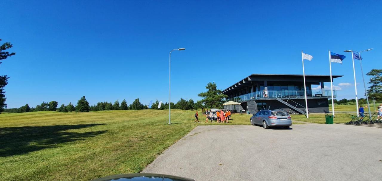 Juuli Apartament Kuressaare Kültér fotó