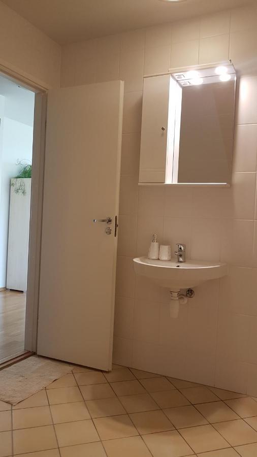 Juuli Apartament Kuressaare Kültér fotó