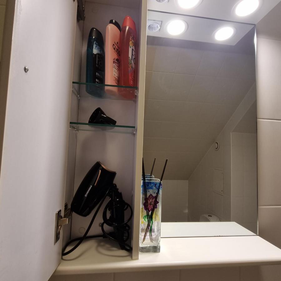 Juuli Apartament Kuressaare Kültér fotó